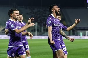 Serie A: sale la Fiorentina, abbattuto il Cagliari. Colpo esterno Monza, Toro-Verona a reti inviolate