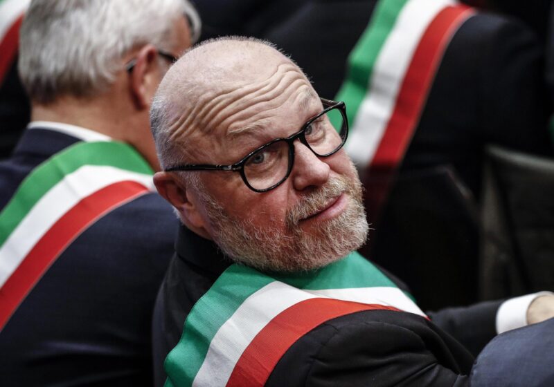 Alluvione a Livorno, l’ex sindaco pentastellato Nogarin condannato a 3 anni