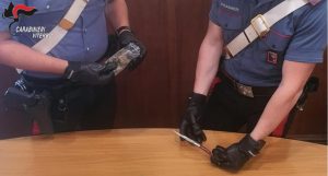 Viterbo – I Carabinieri arrestano trentaduenne per furti di cellulari in centro