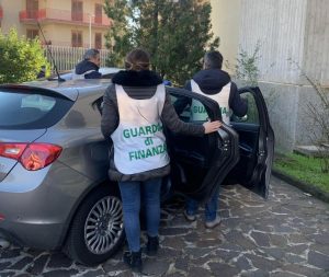 Santa Marinella – Frode nella cooperativa Alicenova, ieri le Fiamme gialle in Comune per acquisire documenti