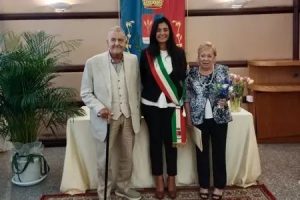 Fiori d’arancio a Ladispoli: Valter e Assunta sposi a 90 anni