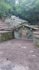 A Viterbo – Torna a risplendere l’acquedotto di Fosso Luparo. “Il posto dove giocava Andrea da piccolo” ripulito dall’associazione che porta il suo nome