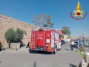 Civitavecchia, cede il soffitto in un appartamento di Via Amba Aradam: evacuata una famiglia