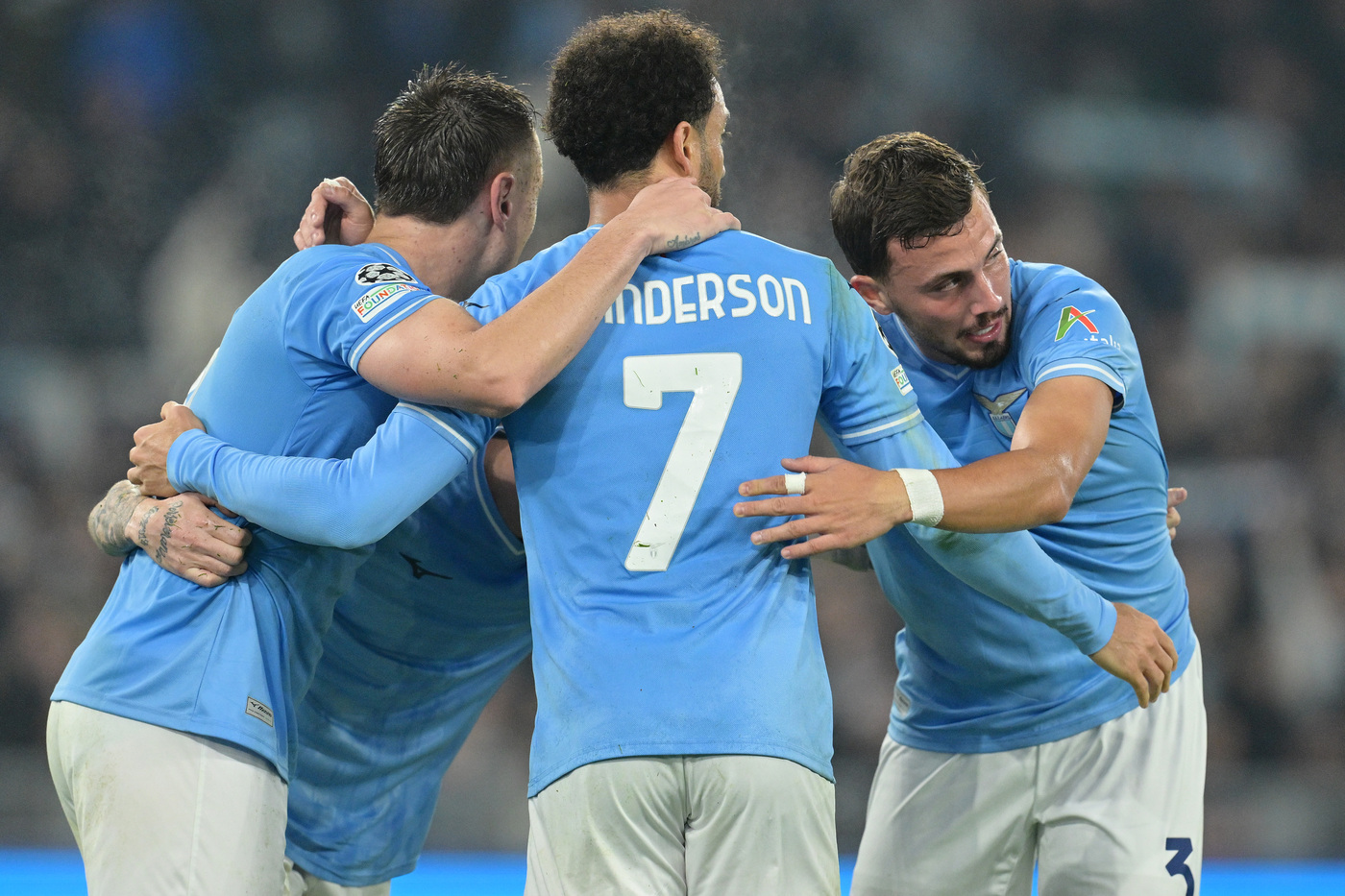 Serie A, gli anticipi del sabato: Lazio col Cagliari, stasera Milan-Frosinone