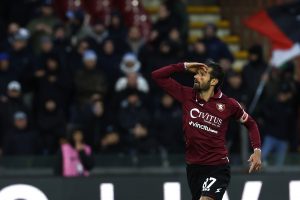 Serie A, gli anticipi: Mazzarri colpo grosso a Bergamo, la Lazio crolla a Salerno