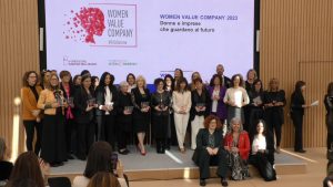 Intesa Sanpaolo premia le donne e le imprese che guardano al futuro