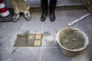 Roma – Danneggiate 4 pietre inciampo in poche ore a Trastevere