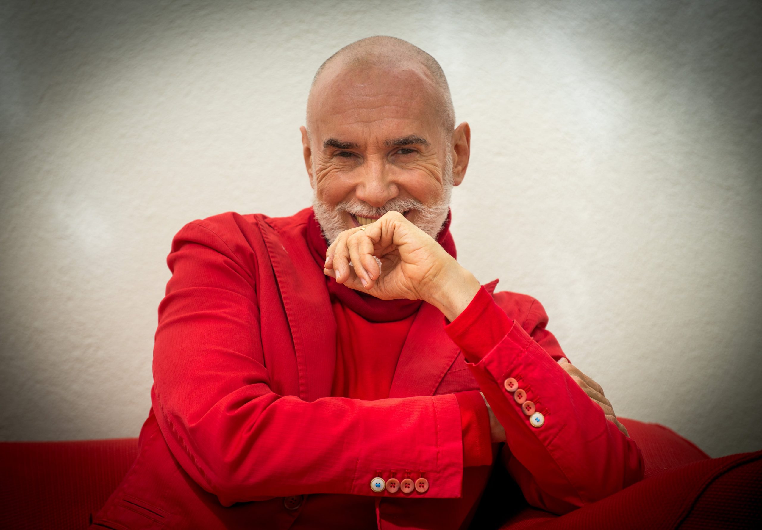 “Bellezza imperfetta”, l’icona di stile Diego Dalla Palma in scena al Parioli