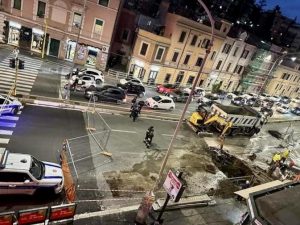 Roma – Crolla tratto di Corso Francia, traffico in tilt