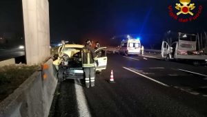 Frosinone – Incidente su A1 tra un’auto e un mezzo della manutenzione stradale