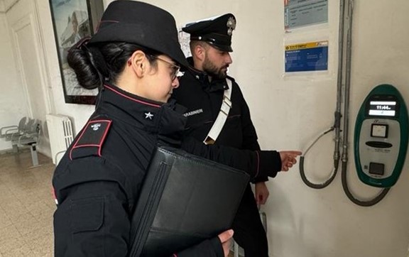 Oriolo Romano – Atti vandalici alla stazione, denunciati due ventenni