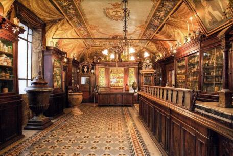 Botteghe storiche: ora saranno riconoscibili grazie al logo ufficiale