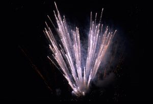 Cerveteri, esplode botto a Capodanno: 45enne perde una mano