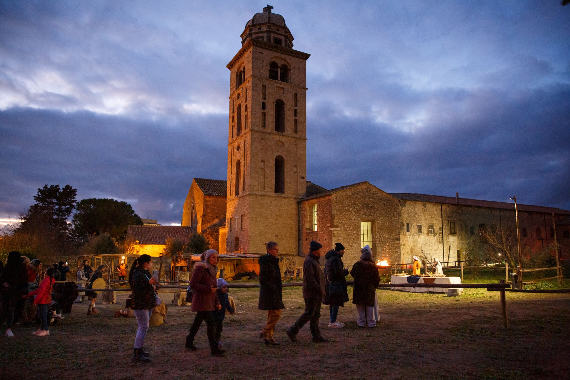 Tarquinia, il presepe vivente fa il pieno di visitatori: oltre 2500 per l’inaugurazione