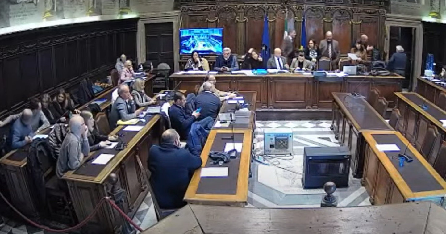 Viterbo, altra tegola per Frontini: Bruzziches passa all’opposizione