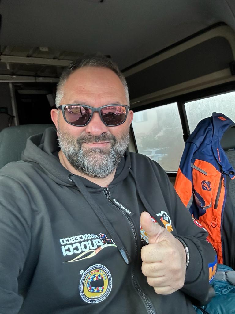 Vetralla – Il pilota Francesco Puocci in partenza per l