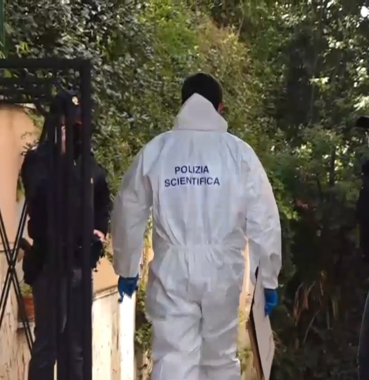 Cadavere di una donna in un baule: a trovarla è la figlia