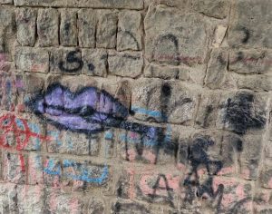 Viterbo invasa dai turisti, ma il degrado imperversa nel centro storico