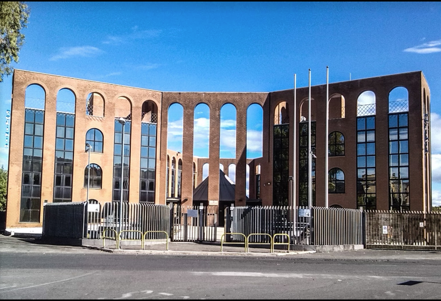 Roma – Rapina e lesioni, ordine di misura cautelare personale nei confronti di 4 ragazzi