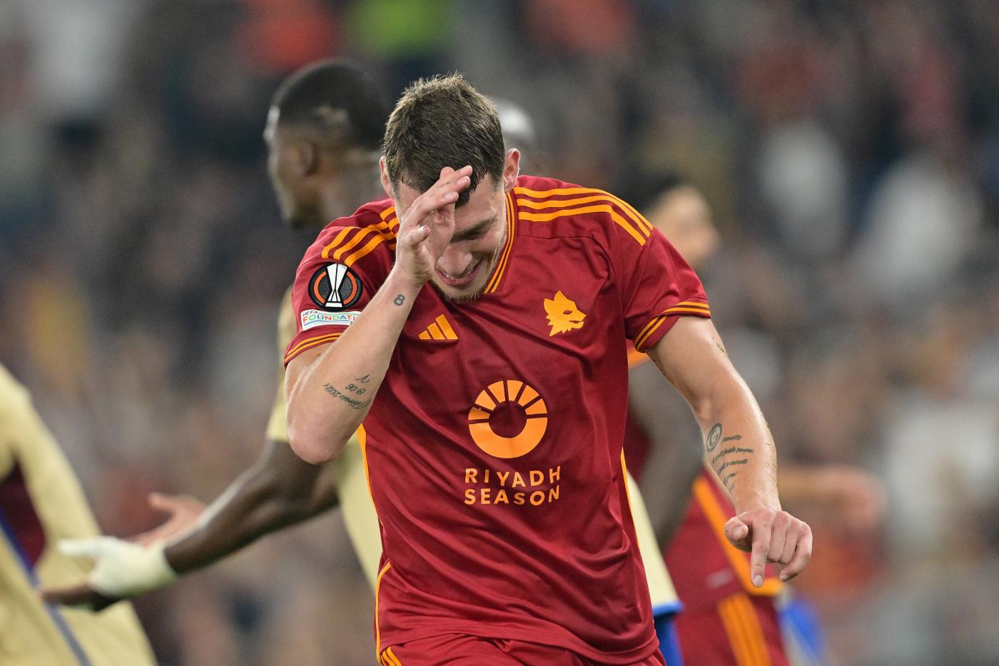 AS Roma, arrivederci Belotti: va alla Fiorentina. Pure Kumbulla ai saluti, domani ultimo assalto Baldanzi?