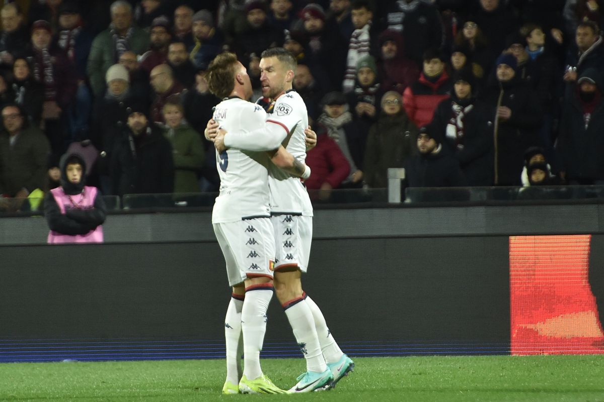 Serie A, weekend da incubo: bombe carta a Salerno. Vince il Genoa, risorge l’Empoli