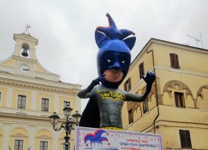 Civita Castellana – Il sindaco ricorda i divieti e augura Buon carnevale a tutti