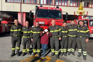 Pompiere per un giorno: i Vigili del Fuoco di Rieti realizzano il sogno del piccolo David