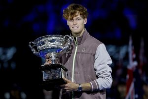 Sinner vince gli Australian Open, battuto Medvedev in finale