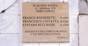 “Sulla targa in via Acca Larentia il Fatto Quotidiano avrebbe potuto evitare un errore così plateale”