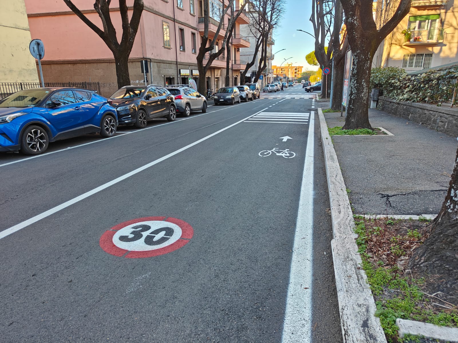Viterbo, al Pilastro non c’è spazio per la ciclabile: 30km/h e carreggiata condivisa