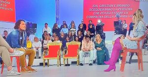 Civitavecchia – Uomini e Donne, Ida va a cercare Sergio in camerino