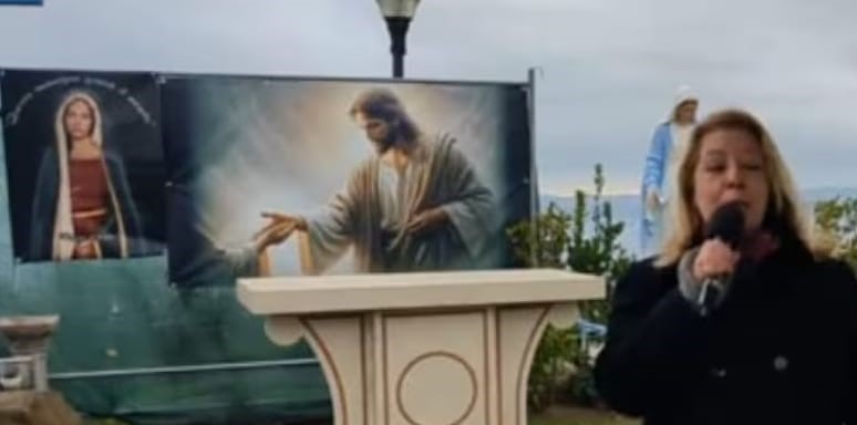 Proseguono le apparizioni di Trevignano, Gisella: “E’ l’anno della scelta, nel bene o nel male”