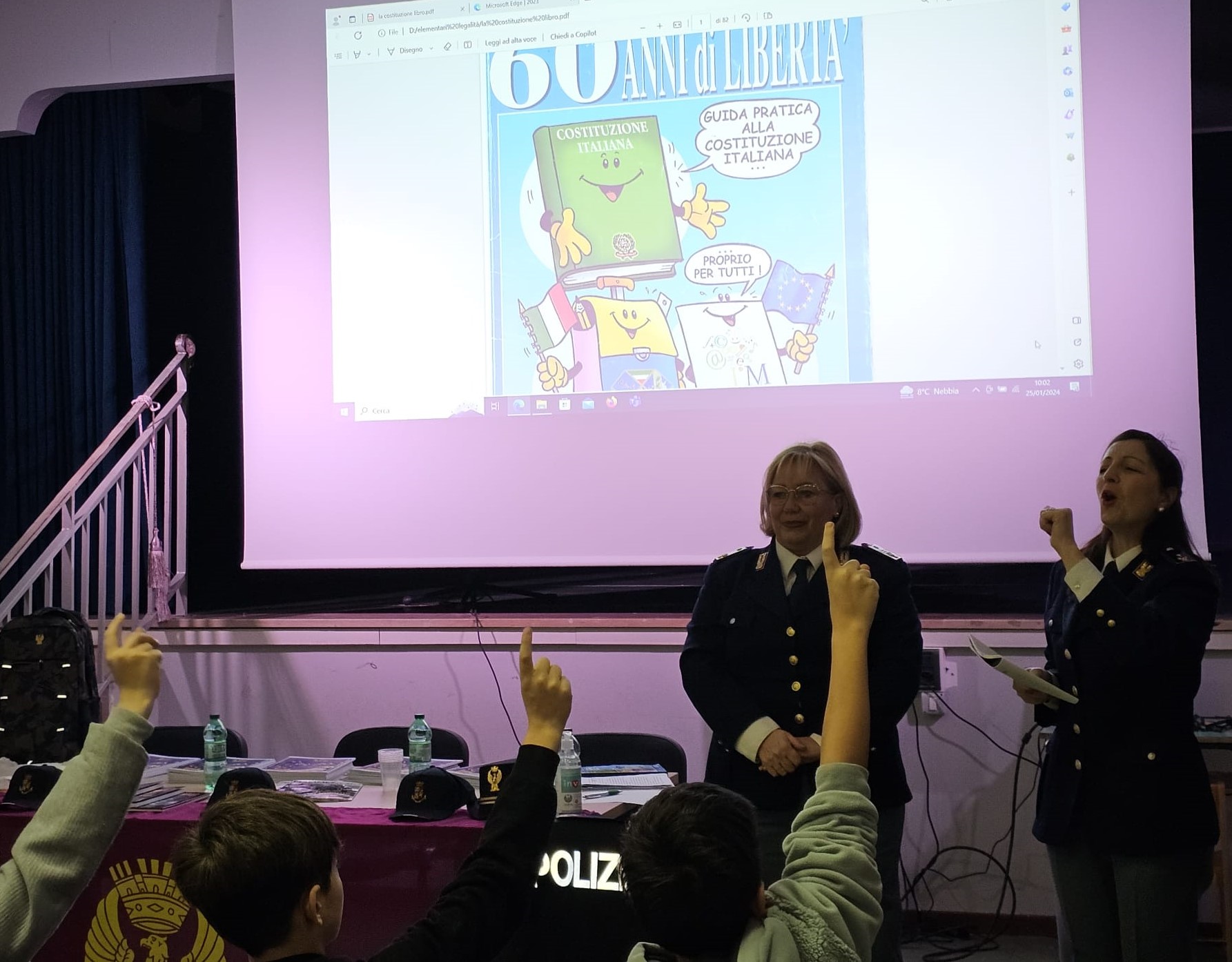 “PretenDiamo Legalità”, la Questura di Viterbo incontra i ragazzi dell’Istituto Comprensivo “Canevari”