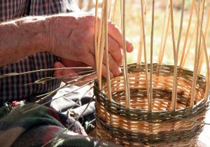 A Tolfa rivivono gli antichi mestieri, corso di Capagno tolfetano aperto a tutti