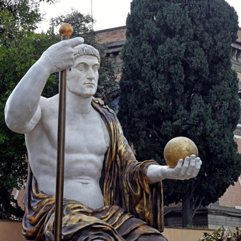 Ricostruito a Roma il Colosso di Costantino