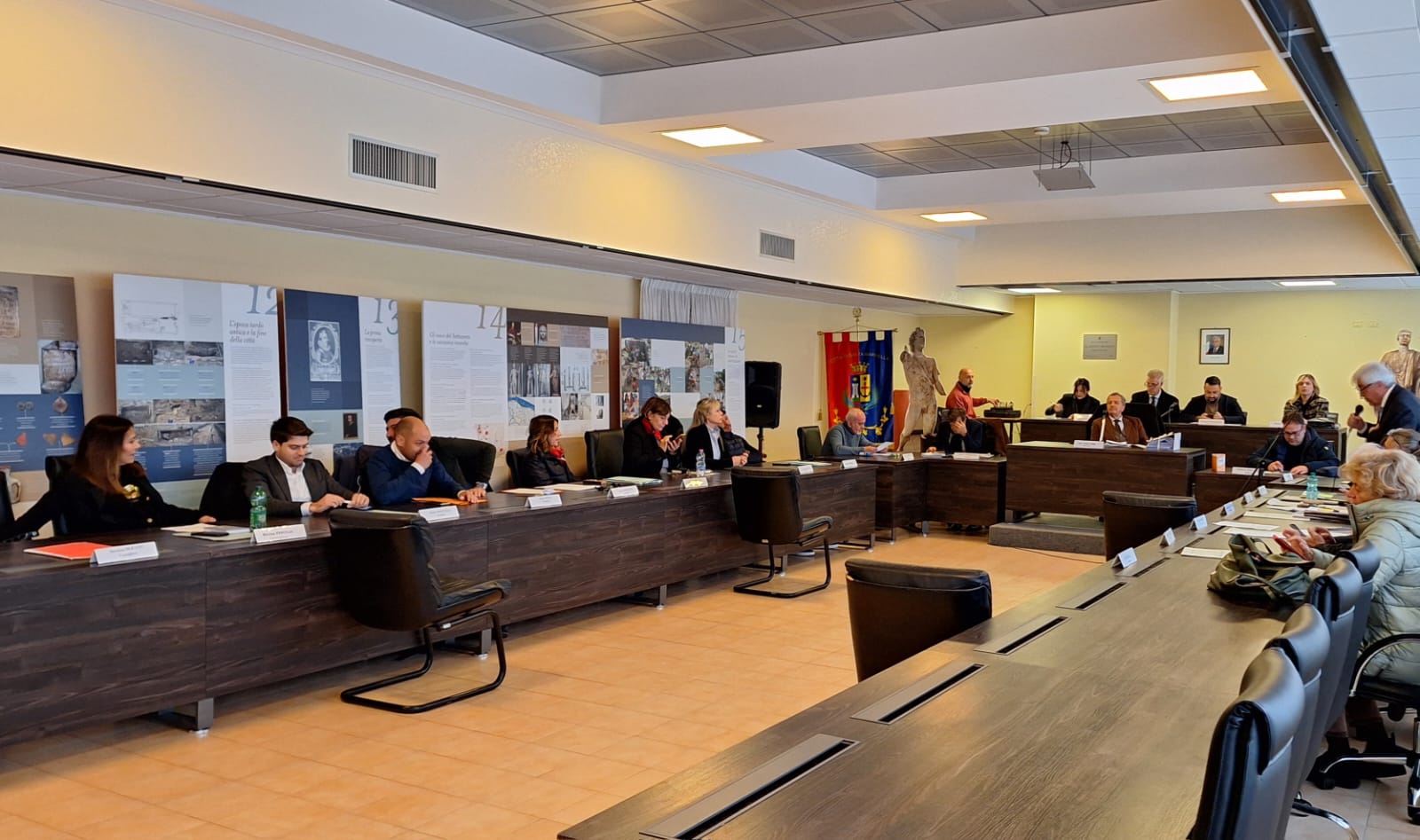 Santa Marinella, Tidei resta in sella: il Consiglio comunale boccia la mozione di sfiducia