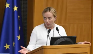 Meloni “Lavoro per un’Europa che sia capace di raccogliere le sfide”