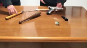 Fondi, minaccia di morte la barista con la scacciacani: arrestato 63enne