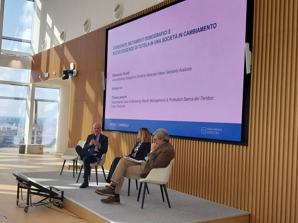 Longevità, da Intesa Sanpaolo azioni a sostegno di over 65 e caregiver