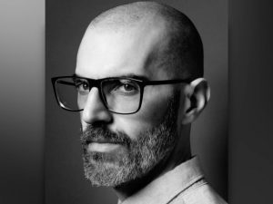 Fuorisalone 2024, da glo installazione immersiva firmata Emiliano Ponzi