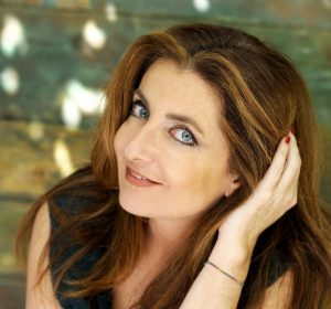 ‘La Biblioteca incontra’, terzo appuntamento con Francesca Reggiani