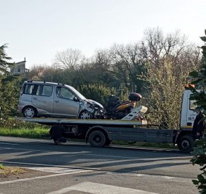 Incidente sulla Verentana a Capodimonte, interviene l’elisoccorso