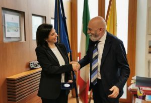 Civitavecchia, il sindaco Tedesco incontra l’ambasciatrice della Colombia