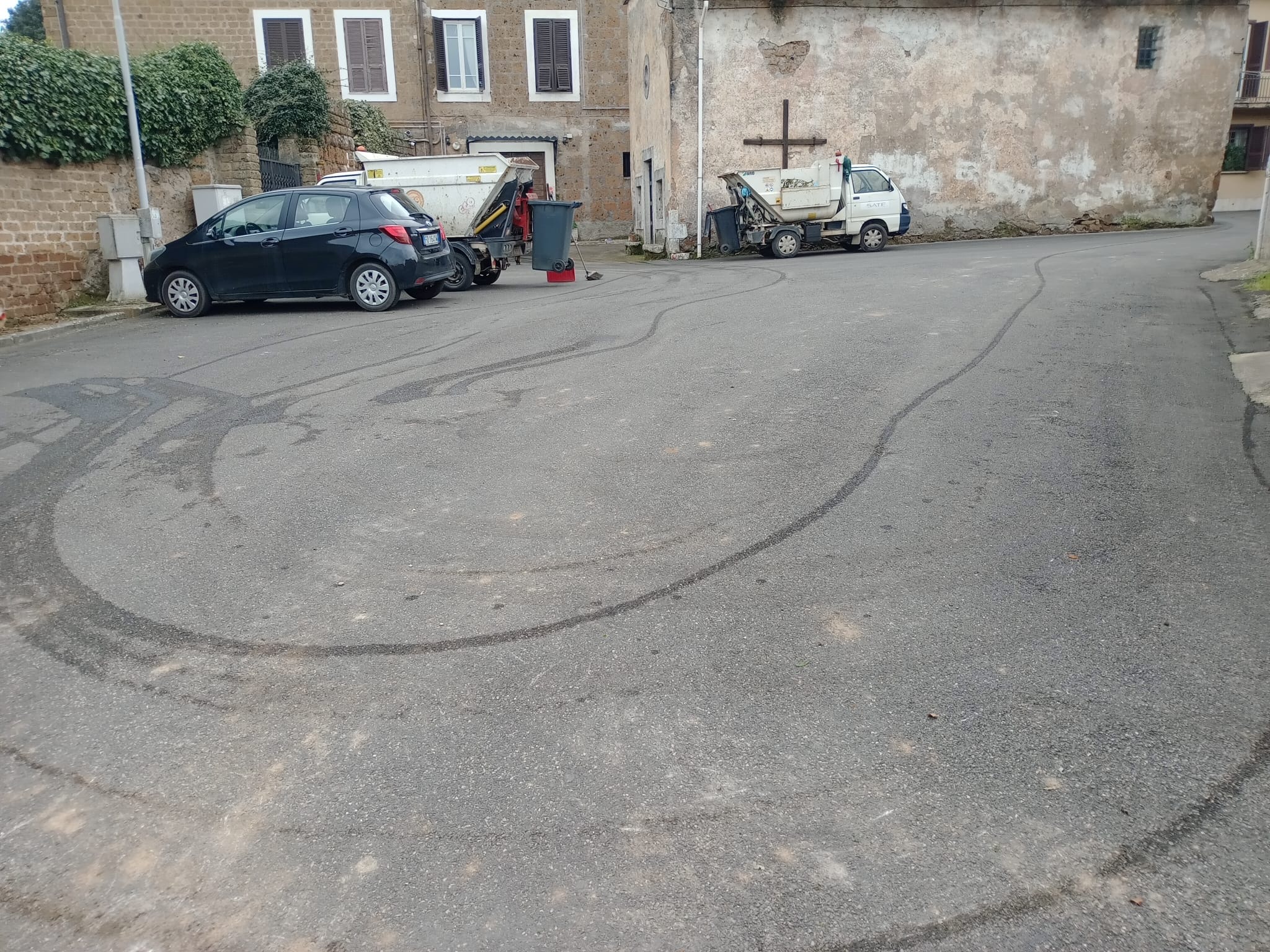 Guerra a rifiuti e deiezioni canine, a Civita Castellana arrivano cento nuovi cestini