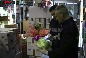 Roma, blitz dei Nas in pasticceria: colombe industriali spacciate come artigianali