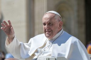 Papa Francesco “Aneliti di pace spezzati dalla crudeltà dell’odio”