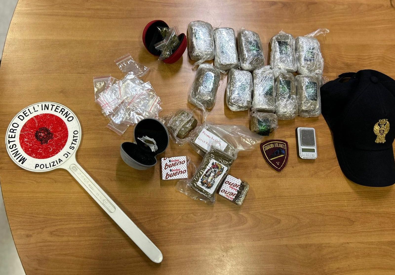 Frosinone – Controlli a tappeto della polizia dopo la sparatoria e l’omicidio di sabato scorso