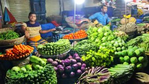 Minimarket ed ortofrutta gestiti da extracomunitari: la Lega presenta esposto in Prefettura e Guardia di Finanza