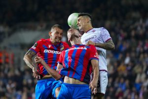 Conference. Sonniferi viola: reti inviolate a Plzen, Firenze decisiva