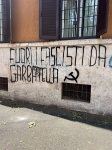 FdI Roma:  “Scritte ingiuriose contro sede Garbatella”